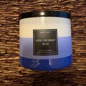 Bath & Body Works Iced Coconut Milk 3 Wick